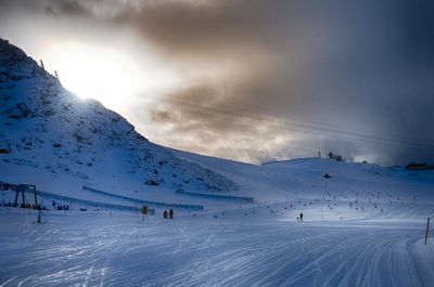 Duotone skiing